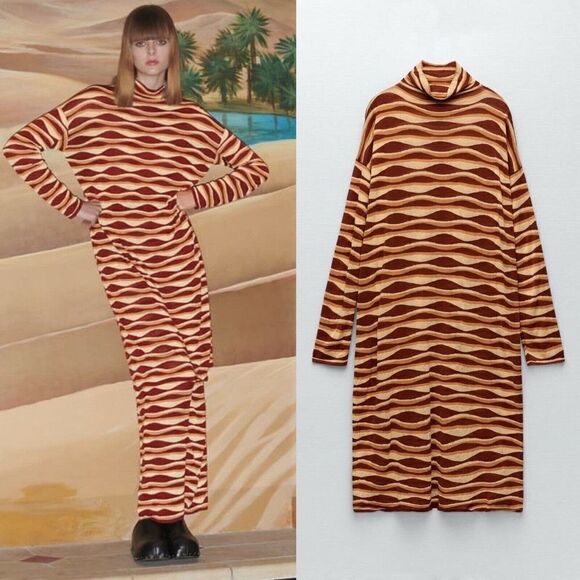 PRINTED KNIT TUNIC DRESS SPECIAL EDITION - Picture 1 of 6